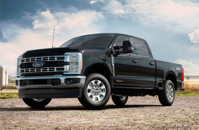 2025 Ford F-350 XLT front and side view